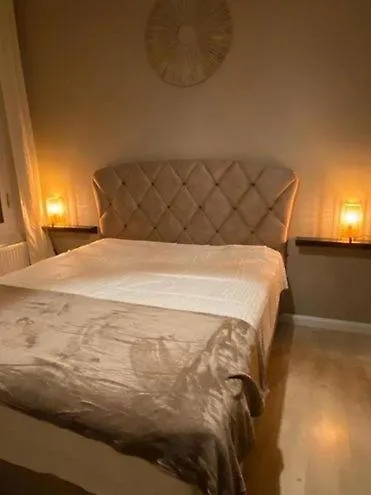 Nonne Blanche أوستيند