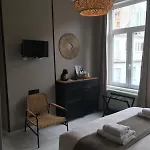 Nonne Blanche Bed & Breakfast 4*