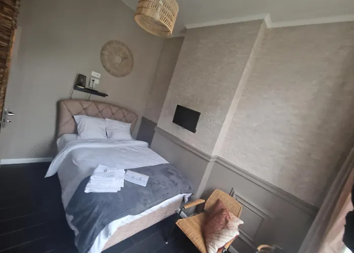 Nonne Blanche Готель типу 